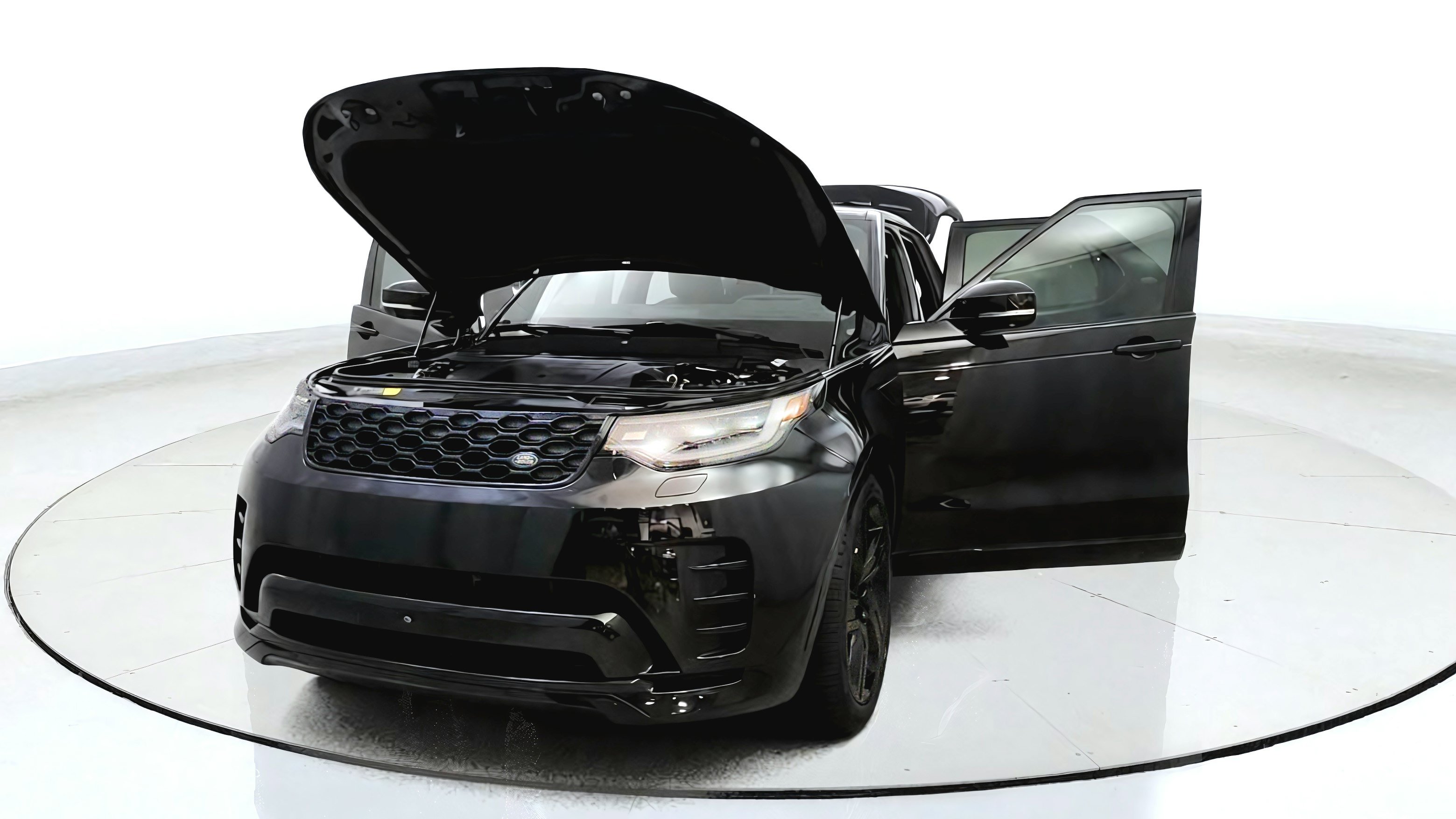 Used 2024 Land Rover Discovery Dynamic SE AWD/4WD image 10