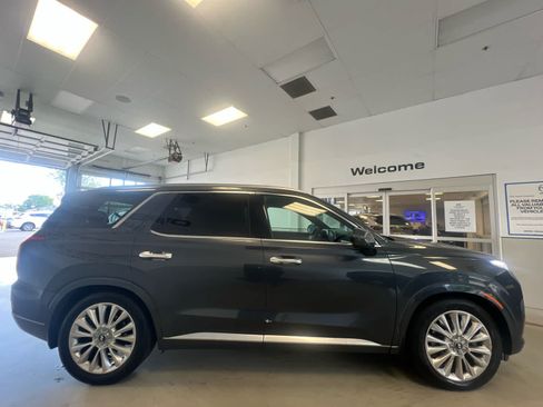 Used 2020 Hyundai Palisade Limited w/ Winter Weather Package AWD/4WD image 7