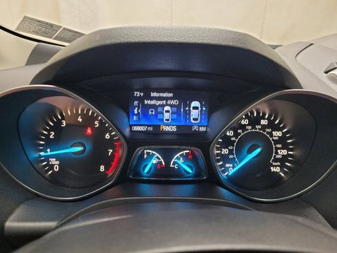 Used 2017 Ford Escape Titanium w/ Equipment Group 301A AWD/4WD image 23