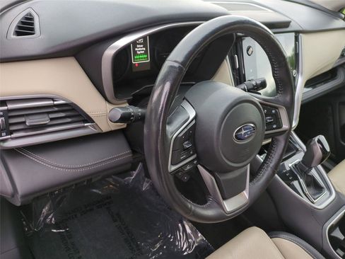 Used 2022 Subaru Outback Limited AWD/4WD image 9