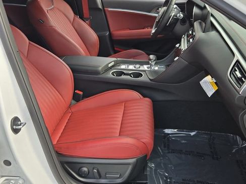 Used 2026 Genesis G70 3.3T Sport Prestige RWD image 18