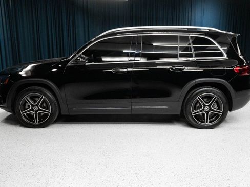 Used 2026 Mercedes-Benz GLB 250 4MATIC image 8