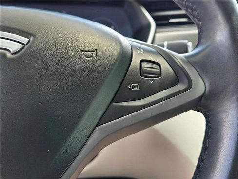 Used 2018 Tesla Model X 100D image 12