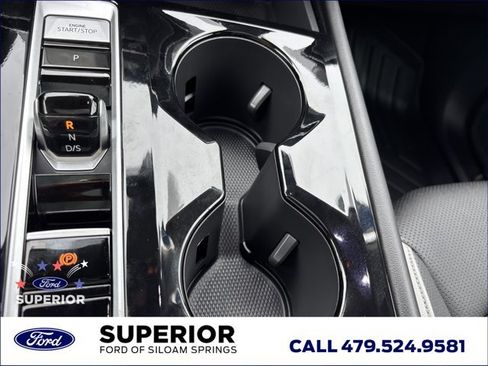 Used 2025 Volkswagen Atlas Peak Edition SE AWD/4WD image 46