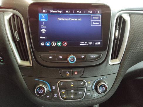 Used 2023 Chevrolet Malibu LT FWD image 25