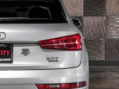 Used 2016 Audi Q3 2.0T Premium Plus w/ Technology Package AWD/4WD image 42