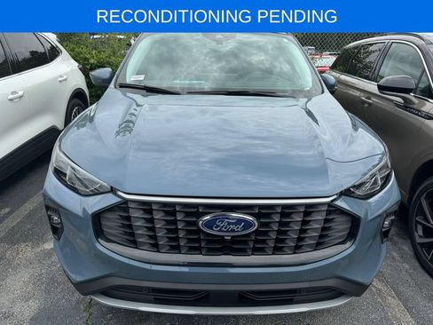 Used 2025 Ford Escape SE w/ PHEV Premium Package FWD image 1