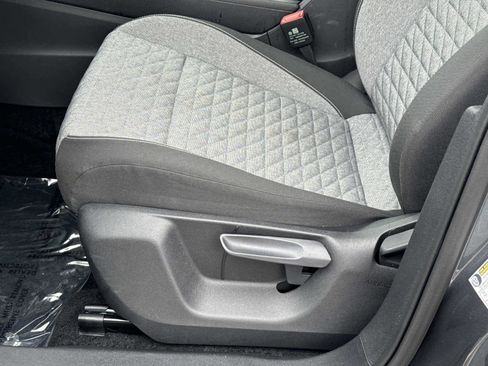 Certified 2025 Volkswagen Tiguan S image 20