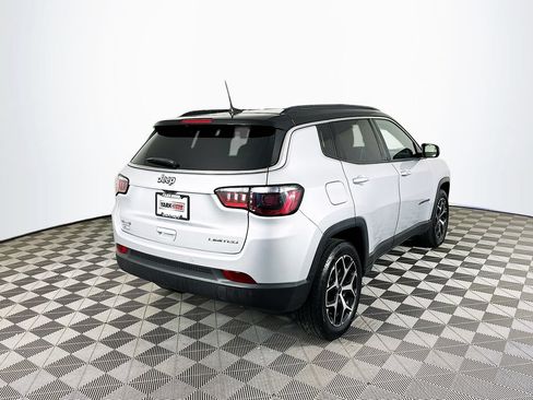 Certified 2025 Jeep Compass Limited AWD/4WD image 11