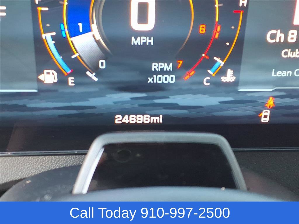 Used 2025 Chevrolet Traverse RS w/ LPO, Floor Liner Package FWD image 32