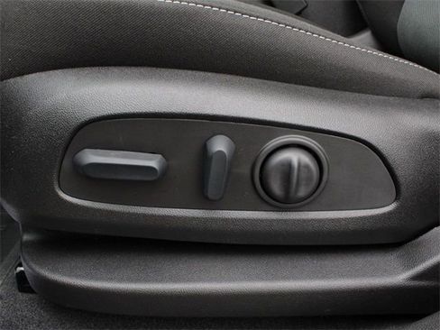 New 2025 Chevrolet Blazer LT w/ Convenience Package image 14