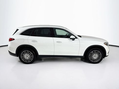 Certified 2026 Mercedes-Benz GLC 300 image 9