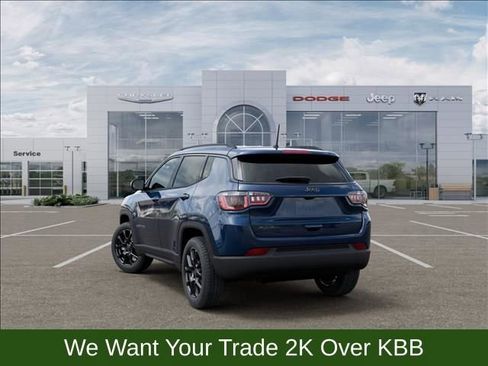 New 2026 Jeep Compass Latitude AWD/4WD image 3