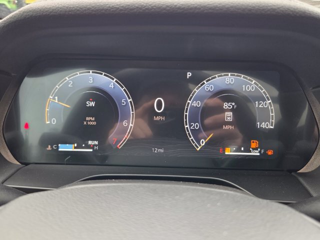 New 2026 Jeep Grand Cherokee Limited w/ Luxury Tech Group II RWD image 33