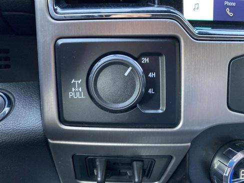 Used 2022 Ford F250 Platinum image 25