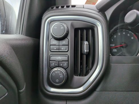 Used 2019 Chevrolet Silverado 1500 LT w/ All-Star Edition image 24