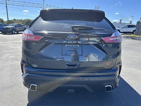 Used 2024 Ford Edge ST w/ Equipment Group 401A image 5
