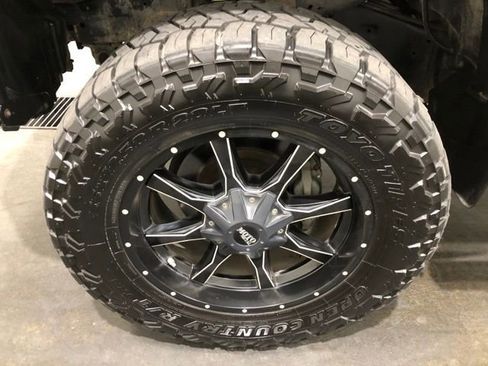 Used 2017 Toyota Tundra SR5 w/ TRD Off Road Package image 20