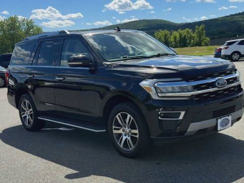 Used 2023 Ford Expedition Limited AWD/4WD image 5