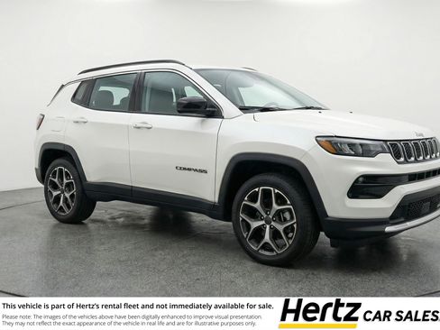 Used 2025 Jeep Compass Limited image 1