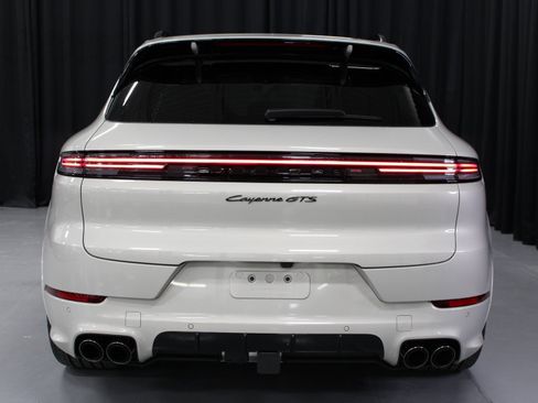 New 2025 Porsche Cayenne GTS image 6