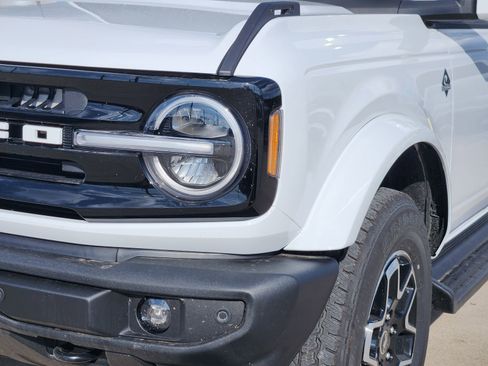New 2025 Ford Bronco Outer Banks image 7