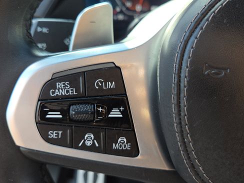 Used 2022 BMW X5 M50i image 29