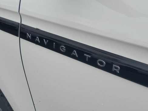 New 2026 Lincoln Navigator L Black Label image 7