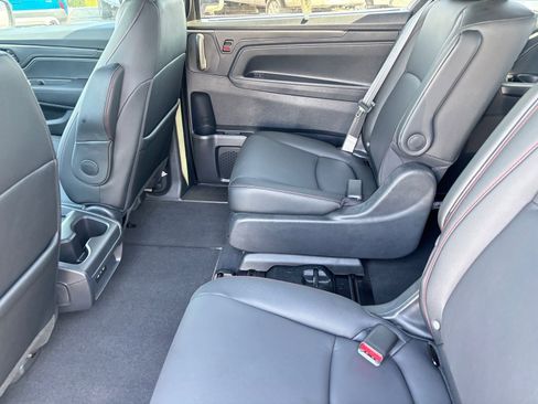 Used 2025 Honda Odyssey Sport-L image 18