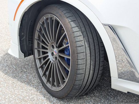 Used 2024 BMW ALPINA XB7 AWD/4WD image 38