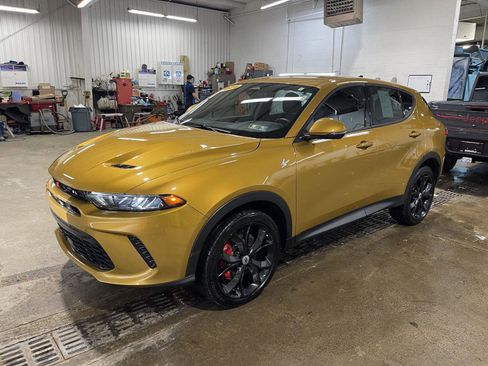 Used 2024 Dodge Hornet GT w/ Track Pack image 4