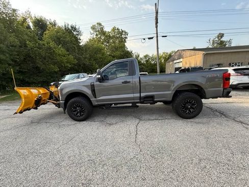 Used 2023 Ford F250 XL w/ STX Appearance Package AWD/4WD image 9