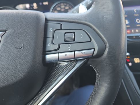 Used 2024 Cadillac XT6 Sport w/ LPO, Onyx Lite Package image 21