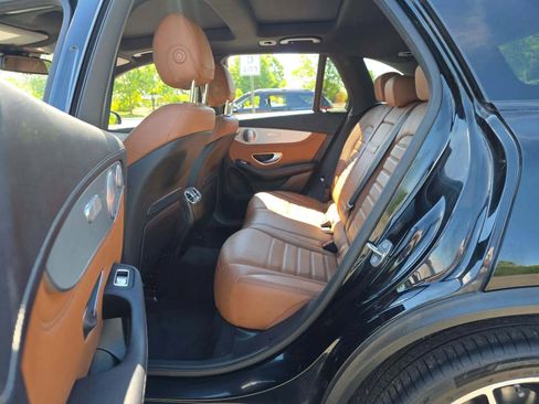 Used 2018 Mercedes-Benz GLC 43 AMG 4MATIC image 9