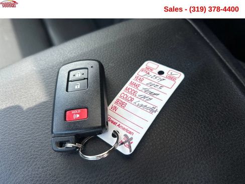 Used 2023 Toyota Tacoma TRD Off-Road w/ TRD Premium Off Road Package AWD/4WD image 27