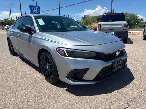 Used 2023 Honda Civic Sport image 7
