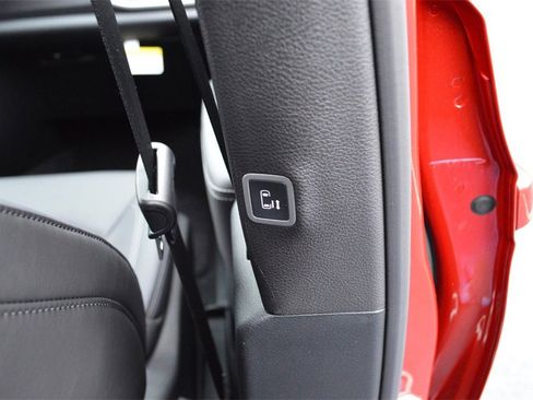 New 2026 Chrysler Pacifica Select image 30