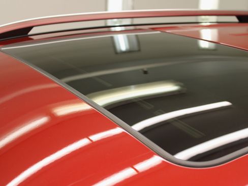 Used 2020 Mercedes-Benz GLE 350 w/ Premium Package image 25