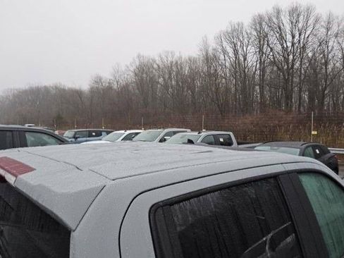 Used 2025 Chevrolet Silverado 1500 ZR2 image 15