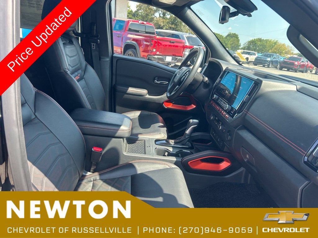 Used 2025 Nissan Frontier 2WD Crew Cab image 22