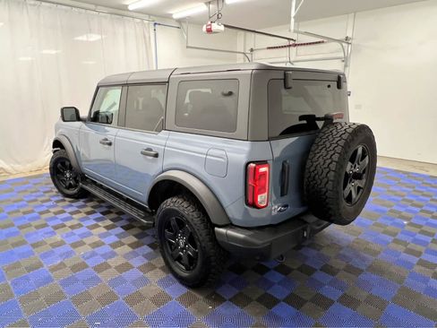 Used 2023 Ford Bronco Black Diamond image 9