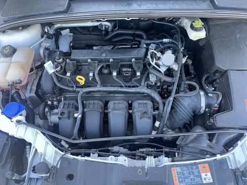 Used 2017 Ford Focus Titanium w/ Titanium Technology Package image 10