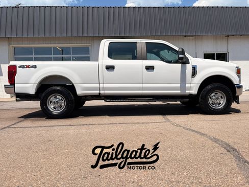 Used 2022 Ford F250 XL w/ Power Equipment Group AWD/4WD image 1