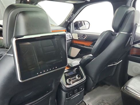 Used 2018 Lincoln Navigator L Reserve w/ Technology Package AWD/4WD image 26