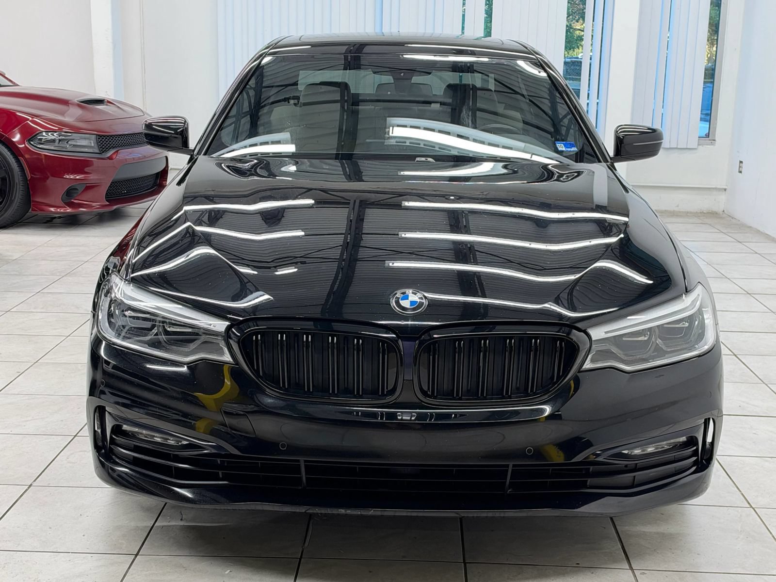 Used 2017 BMW 540i RWD image 2