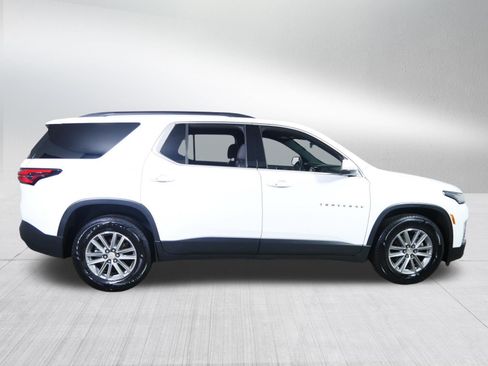 Used 2023 Chevrolet Traverse LT AWD/4WD image 8