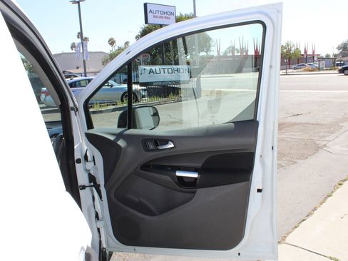 Used 2019 Ford Transit Connect XLT FWD image 12