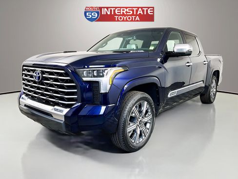 Used 2024 Toyota Tundra Capstone AWD/4WD image 3