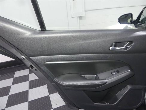 Used 2019 Nissan Altima 2.5 SL FWD image 25