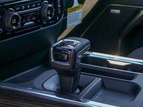 New 2026 Chevrolet Silverado 1500 LT Trail Boss w/ Convenience Package II image 18